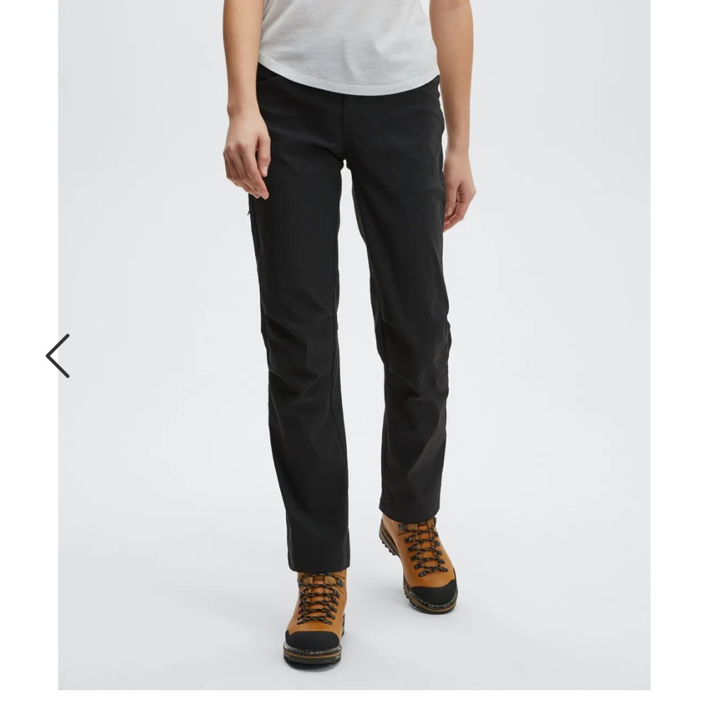 NWOT MEC Terrena Stretch hiking pants